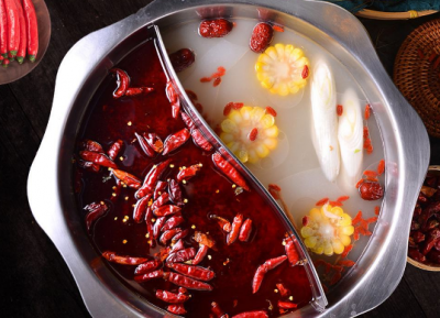 重庆大的火锅底料厂能力相当强