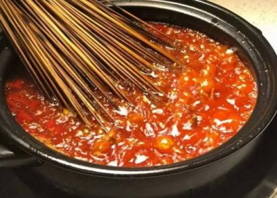 重庆串串香底料生产厂家告诉你如何经营火锅店？