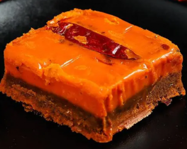 面对低价直销，火锅底料厂家如何平衡成本与美味？