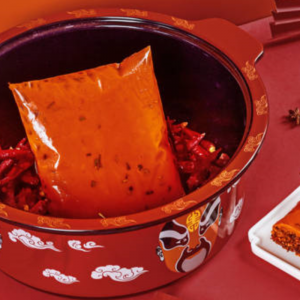 为何重庆火锅底料辣而不燥？厂家揭秘独特调配秘诀，满足味蕾好奇