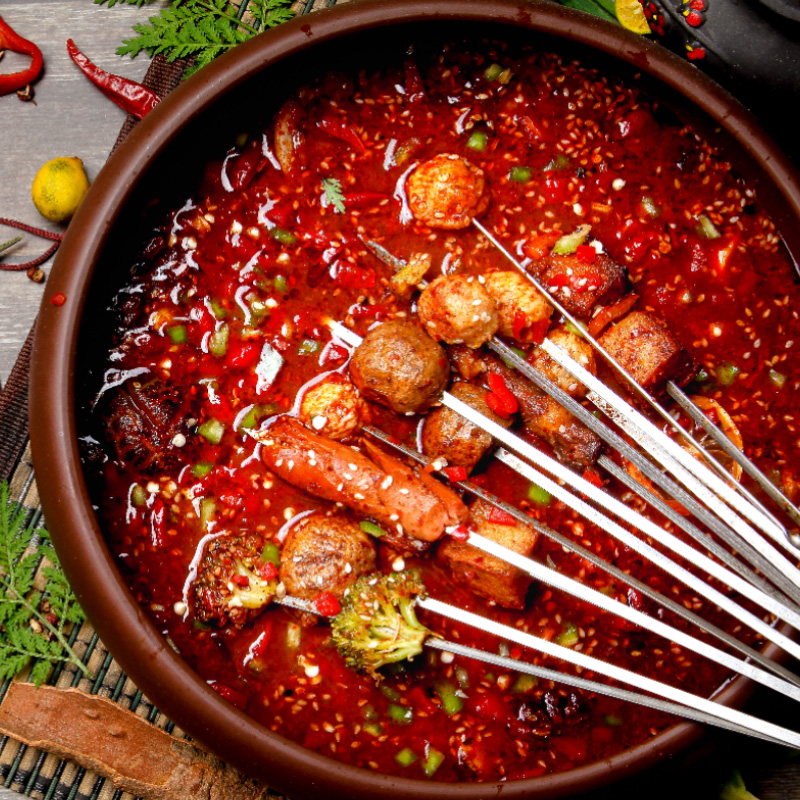 打破“食堂味”魔咒：重庆掌邦2026半年报，我们给即食火锅定了条新路